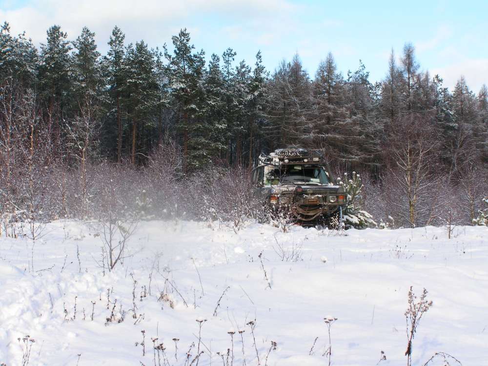 L'hiver tout droit Nord/Sud sur 900km dans la neige par les chemins de chars et les zones militaires